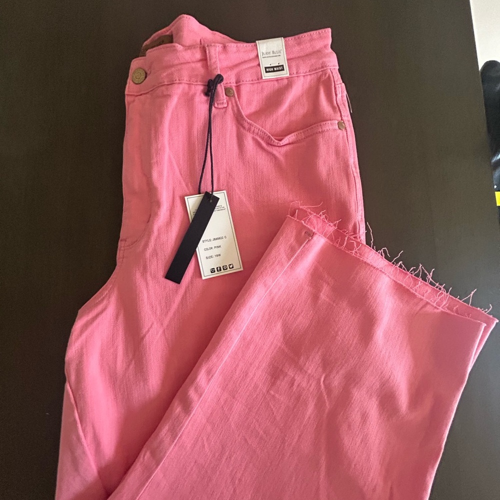 NWT Judy Blue Cropped Wide leg
